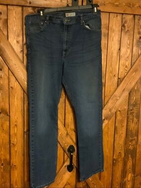 Wrangler Men's Blue Straight-Leg Jeans